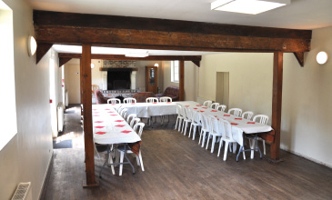Eco-Domaine du Lac - Pierrefitte en Auge : Salle de Réception de la Grange