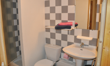 Eco-Domaine du Lac - Pierrefitte en Auge : Salle de Bain de la Grange